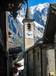 57-cour-bellclocktower