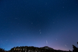 dsc_0628-all12quadrantids-2013